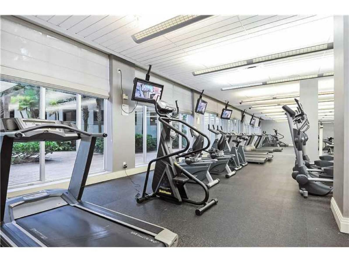 Miami Hollywood Condo 2Bd With Ocean View 005-21Mar Exteriör bild